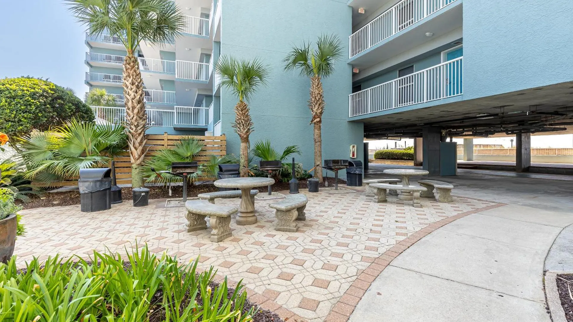 Sandpiper Cove 1096- By Holiday Isle Properties Destin 0*,  United States