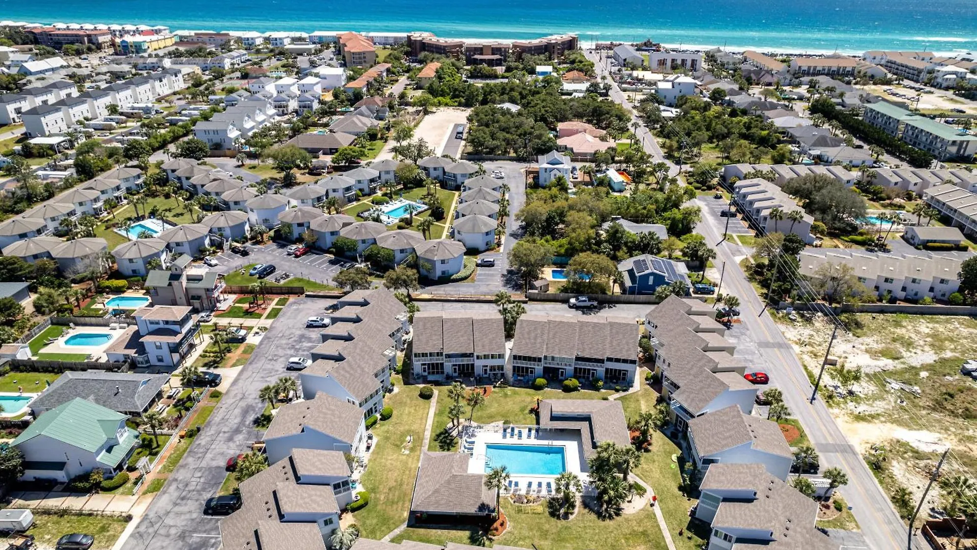 Sandpiper Cove 1096- By Holiday Isle Properties Destin United States
